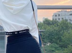 微密圈 - 难道每次Callmecandy的兔女郎图包更新都是为了测试我的耐心？