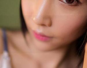 GIRLT果团网 - 张琳熙炫技！这里有厨娘的技巧和写真集，下载之后你会想煮点啥！