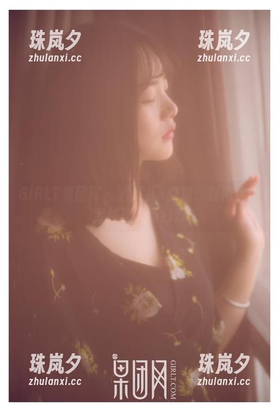 GIRLT果团网-通灵儿 GIRLT果团网 - 通灵儿×空姐:在图包中穿越蓝天与白云