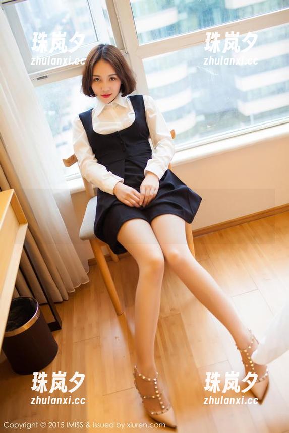 IMiss爱蜜社-游潇潇 IMiss爱蜜社 - 一套婚纱,二种心情,游潇潇的精选让你眼前一亮!