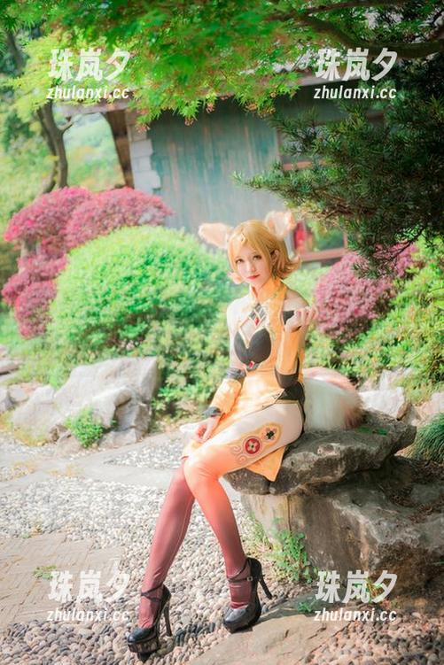 Kettoe Kettoe的“裤里丝”作品集:一场关于裤子的迷失之旅,资源看这里哦!