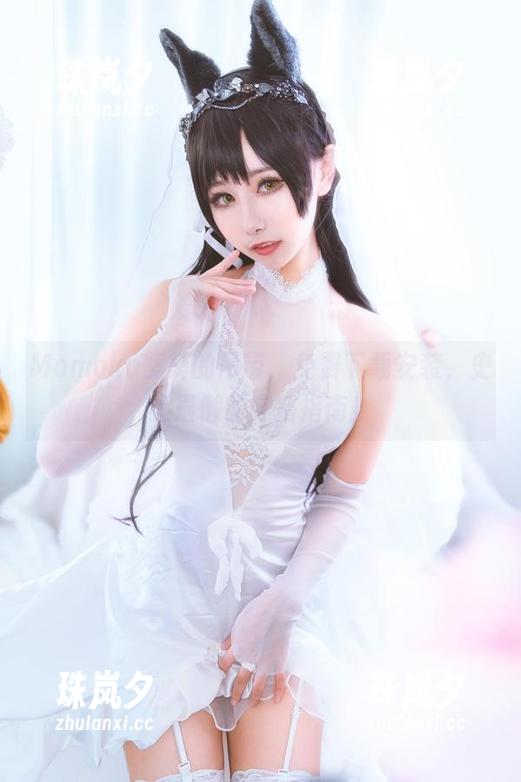 Momoko葵葵的吊带，免费下载安装，史上最懒的穿搭指南！