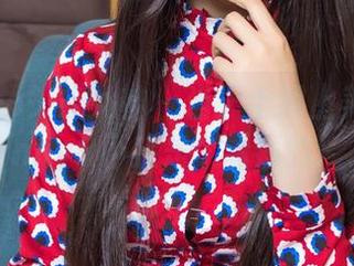 TouTiao头条女神 - 当护士遇上美图：JennyR不止是个看病的！