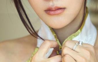 TuiGirl推女郎 - 赵惟依的粉色让我想起了万事万物，偏偏仅能在这张图片里迷失。