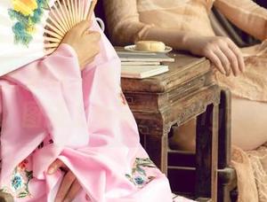 UGirls尤果网 - 你愿意为艾小青的红裙原图搭上所有尝试ing？