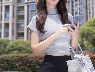 Xiuren秀人网 - 内衣都想学游泳——周于希sandy的泳池写真合集，让你乐不停！