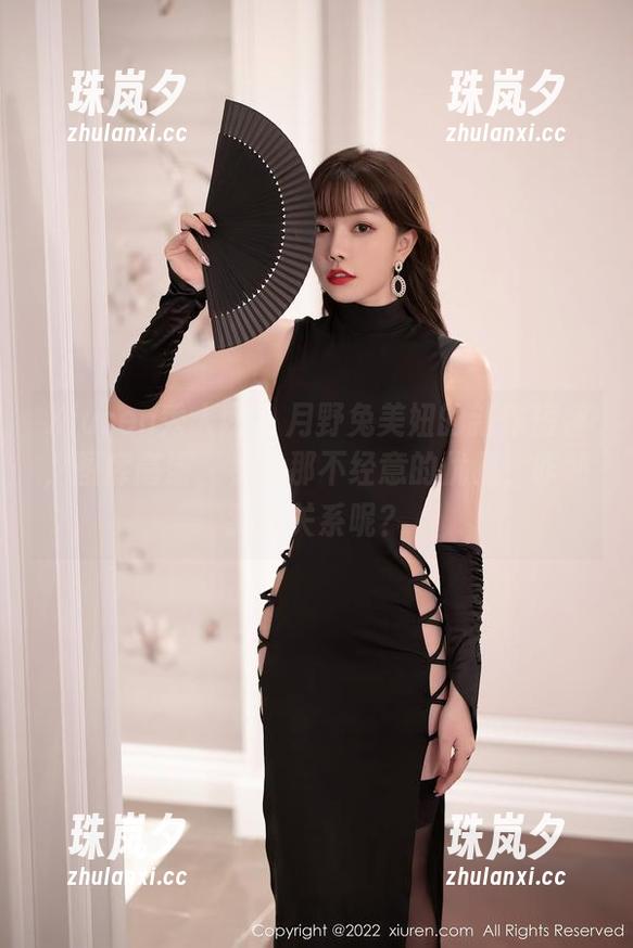 Xiuren秀人网-月野兔美妞 Xiuren秀人网 - 月野兔美妞的新作短裙,图库高清,看看那不经意的优雅,咋和我没关系呢?