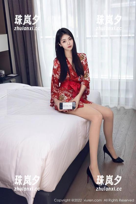 Xiuren秀人网 - 好想拿这全套写真去海边独占一块沙滩，梦心玥你来吗？