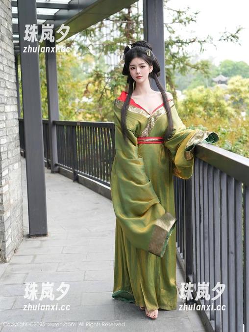 Xiuren秀人网 - 福利什么的，当然要看爱酱里奶牛图集了，难得的画风