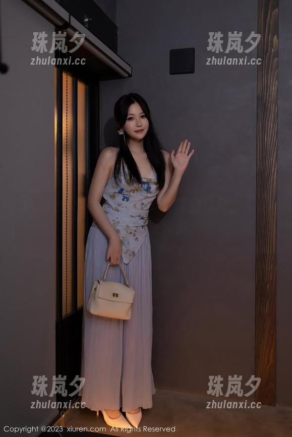 Xiuren秀人网 - 糯美子镂空写真：看得你想一探究竟