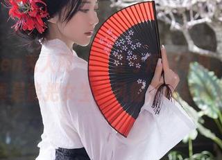 Xiuren秀人网 - 苏曼兮短裙写真，高清细节真是能把女生的风情展现得淋漓尽致