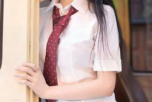 Xiuren秀人网 - 无需出门的蕊蕊ruirui免费厨娘资源，让你宅家也能变身大厨！