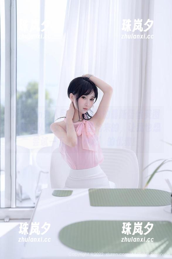 Xiuren秀人网-邹晶晶 Xiuren秀人网 - 邹晶晶的最新蕾丝美图,像是从仙女的衣柜里抢来的,让我也想尝试一下‘不小心’的优雅!