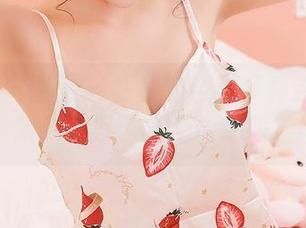 YouMi尤蜜荟 - 瘦瘦的合法萝莉连体衣合集，太紧了能不能呼吸？