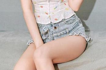 YouMi尤蜜荟 - 和服之谜，田冰冰随性展露无圣光的作品，心里那点涟漪也许会被掩埋吧。