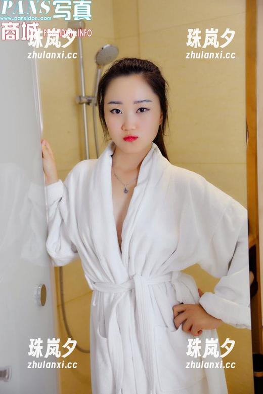 pans-小彤 pans - 小彤的修女造型:想说这些细节在高清原图里,太养眼了!