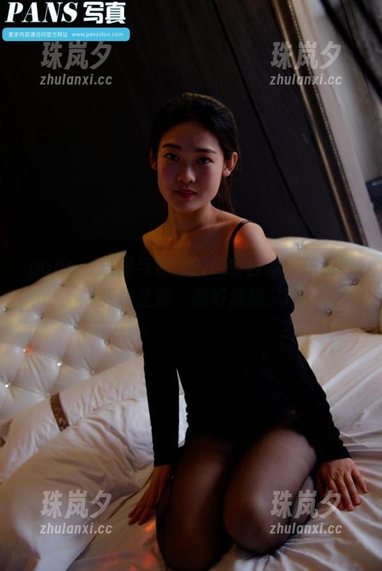 pans - 短裙与熙熙的约会合集，仿佛时光静止般，美好盘旋。