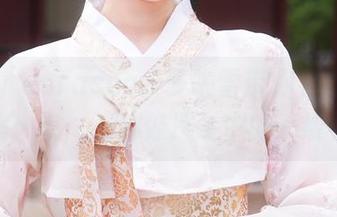 sally dorasnow多啦雪带你看甘雨旗袍全集：每一张都像严冬中的一缕春风！