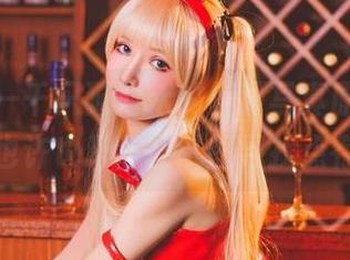 琳德，一千只猫薄禾的每幅写真原图都在说：我也许也只是在试图寻找点存在感。