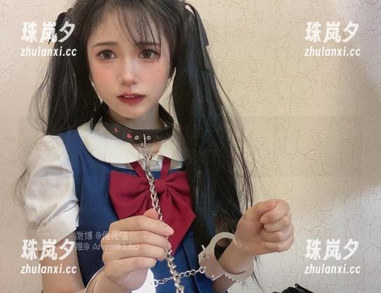 倦倦喵 倦倦喵的巫女照片:免费送我一只咕咕鸡,让我为你施个魔法吧!