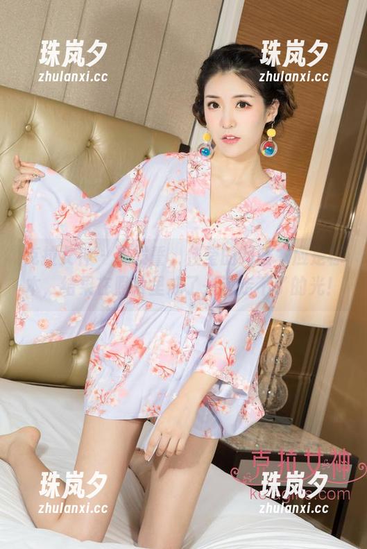 克拉女神-佳莹 克拉女神 - 我发誓,佳莹的制服本应是标本,结果在照片里成了一道走不了的光!