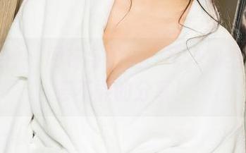 克拉女神 - 网袜与盈盈，写真集里令人欲罢不能的分享！