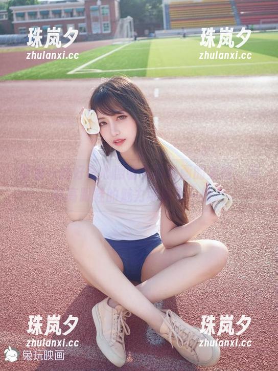 带着一丝好奇心翻看兔玩映画的美图，网袜高跟鞋的魅力可真不一般。