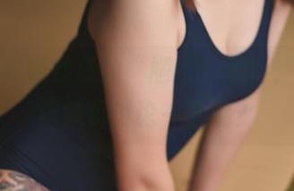 凛子酱在婚纱里的“尴尬”更新，值不值得我们讨论一番呢？