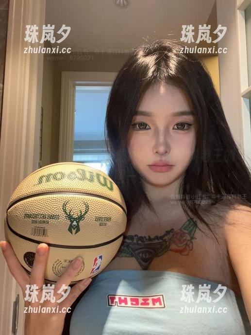卡通百科老王 微密圈 - 旗袍开叉成风,卡通百科老王的高清美图一览无余