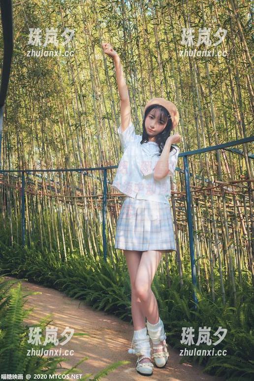 喵糖映画 - 突发奇想，翻看蠢沫沫的雷姆兔女郎写真合集，脑海中却浮现了无数个小想法。