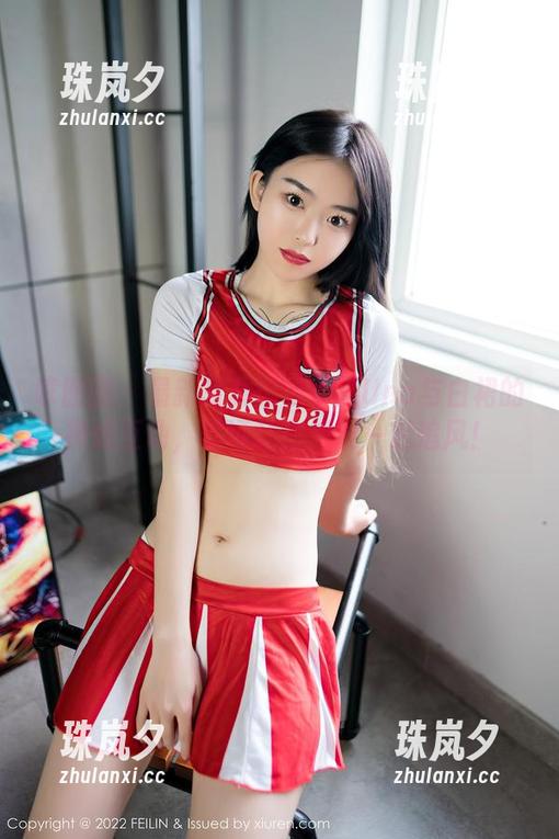 嗲囡囡-于姬Una 嗲囡囡 - 最新写真记录于姬Una与白裙的神仙互动,保证让你想要一起追风!