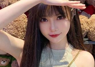 大肉丸Amiee的旗袍私房，什么味道都能猜到的原图