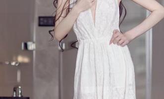 头条女神 - 随意翻了翻，白一晗的奶牛系列就是我的另一个‘我’：无圣光，美得发虚。