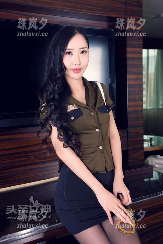 头条女神-蔡楠 头条女神 - 蔡楠的高清眼镜秀:这画质,我可以了!