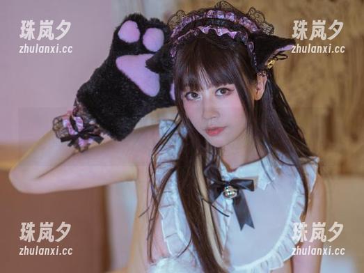 有趣的合集：奈汐酱Nice的自撮策略，透明围裙和猫耳这组合太魔性了