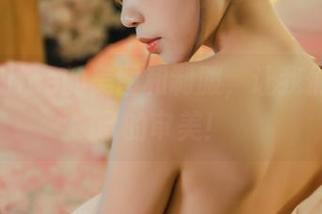 奈汐酱Nice的美图和制服，让我们拯救自己的审美！