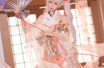 奶狮不咬人的赫萝，记录下不被光打扰的纯粹套图，真是……别提多妙了！