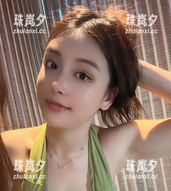 奶雯 微密圈 - 黑色奇遇记,奶雯的免费资源,或许是我想象中的黑洞?
