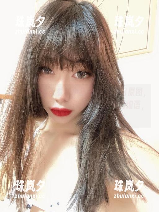 小猫咪ck 微密圈 - 终于看到小猫咪ck的夏日原图,图册轻轻翻动,仿佛听到了清风的细语,还有那小小的懒散。
