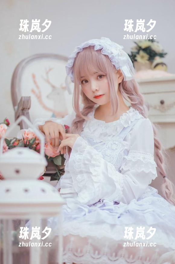 小野妹子w 看小野妹子w的白衬衫私拍,我的思绪都放飞了——天哪,她真有一套!