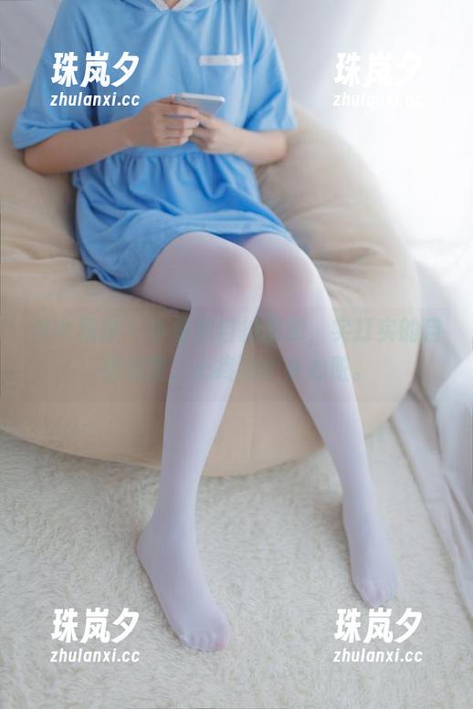 少女秩序 - 小鱼的自拍图册，实打实的自信泄露，心疼这个小心脏。