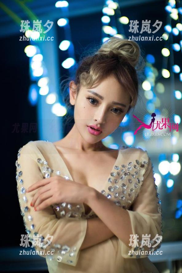 尤果网 - 私拍黛熙儿，当秘书是一种什么样的选择？