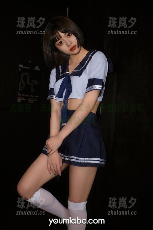 尤蜜荟 - 美图之下，艾小青也懂得取悦和游戏的边界