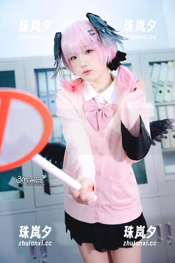 弥美Mime 翻开弥美Mime的《fantia合集》:每一张套图都像是从次元壁溜出来的,快点让我补上这节课!