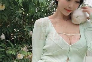 抖娘利世的死库水最新合集，眼前一亮，水波粼粼，还有些闹腾。