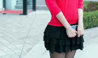 推女郎 - 当夏婉婉遇上校园，写真合集里的“课上连连看”特辑。