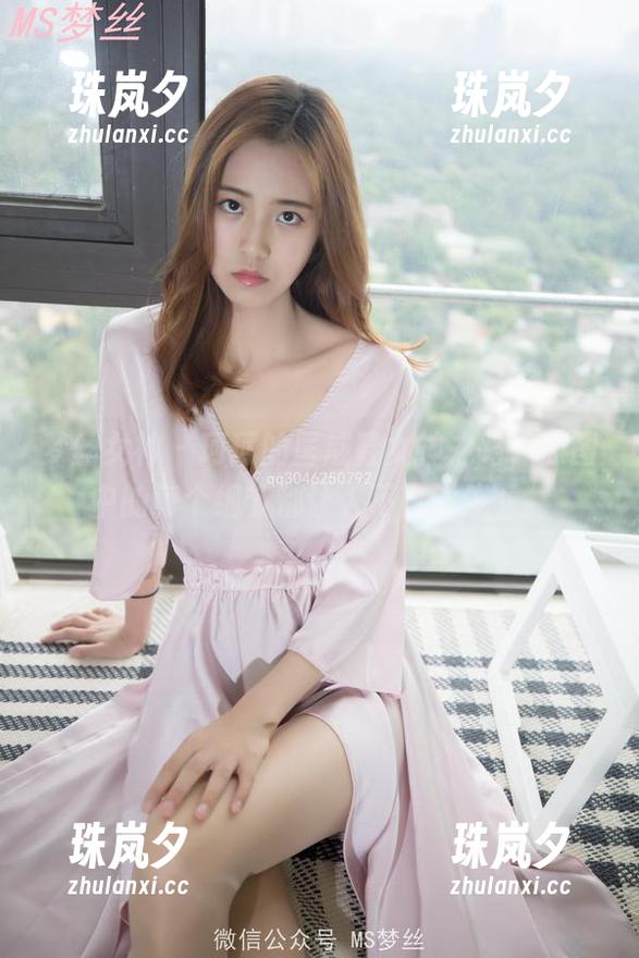 梦丝女神-珂珂 梦丝女神 - 珂珂的匡威鞋女神之路,原图中的每个细节都让人不自觉停下。