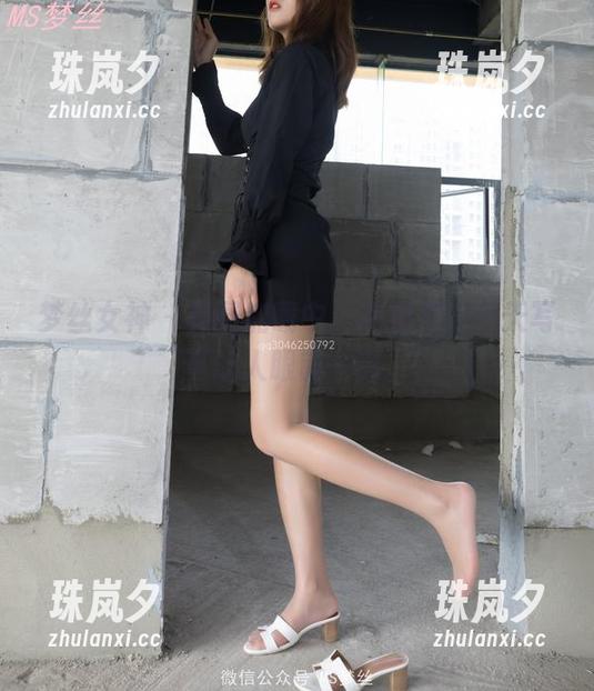 梦丝女神-花月舞 梦丝女神 - 美图加载中,花月舞的夏天写真让人眼前一亮。