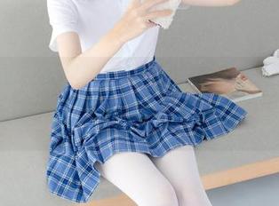 觉得没什么嘛，森萝财团的JK粉色校服白丝合集就是个理想国，想进不容易哦！
