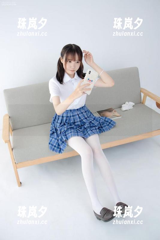 觉得没什么嘛，森萝财团的JK粉色校服白丝合集就是个理想国，想进不容易哦！